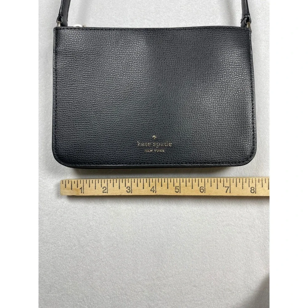 kate spade darcy small slim crossbody bag wallet quiet luxury old money preppy